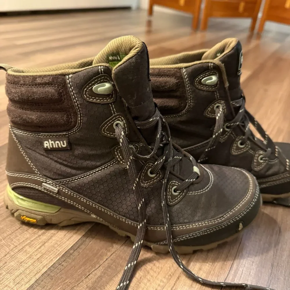Ahnu by Teva Sugarpine Women’s Dark Brown Waterproof Hiking Boots 6.5